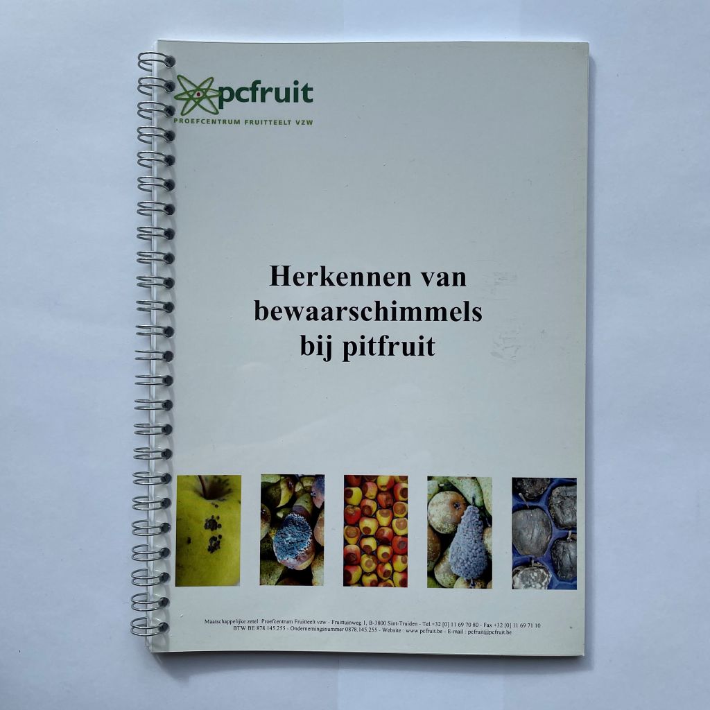 Boek Herkennen van bewaarschimmels bij pitfruit